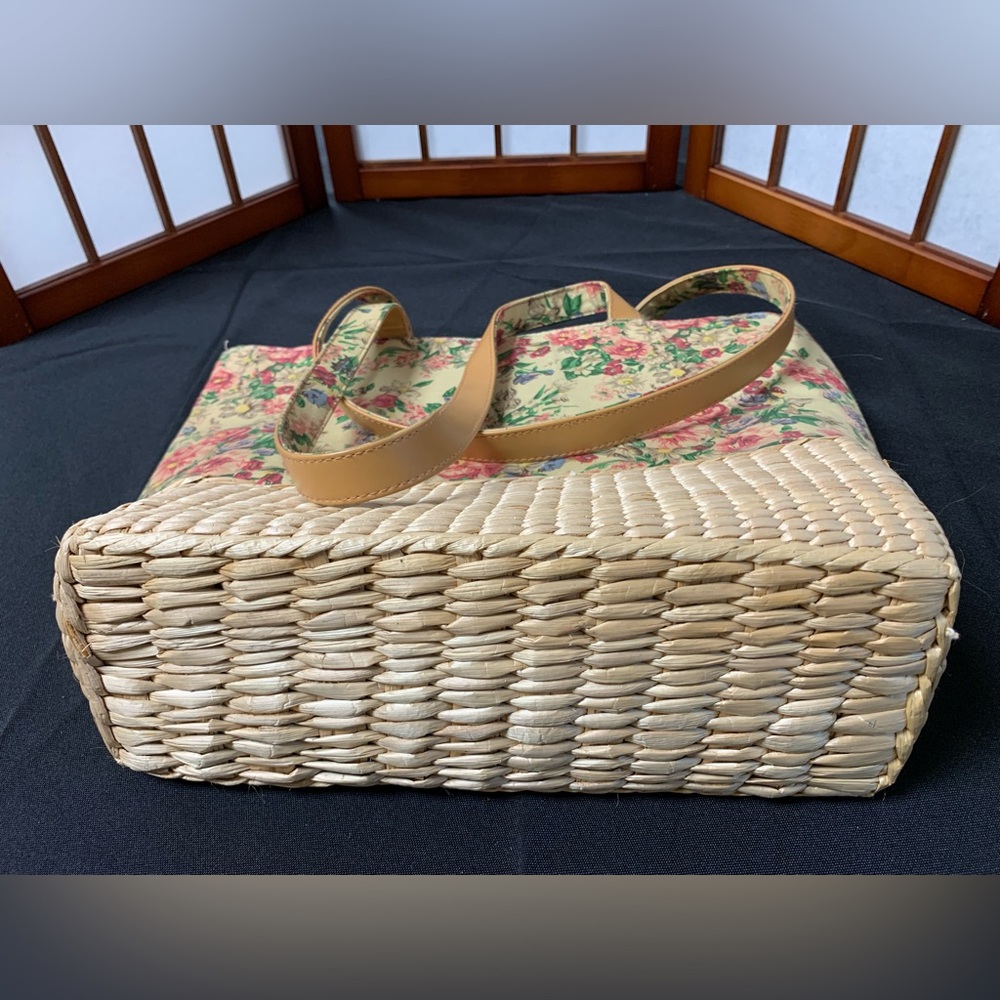 Cappella Straworld Women’s Floral Patterns Purse Picnic/Beach Tote Bag Like New - Picture 3 of 5